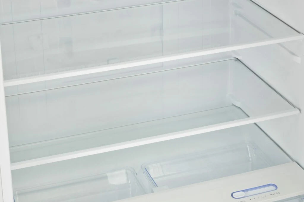 Unique 19 cu/ft White propane Refrigerator with CO alarming device 3